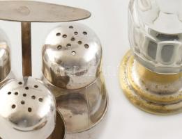 Vegyes alpakka tétel, gyertyatartó, fogvájó tartó, sószóró, váza, cukorcsipesz, stb. részben jelzett...