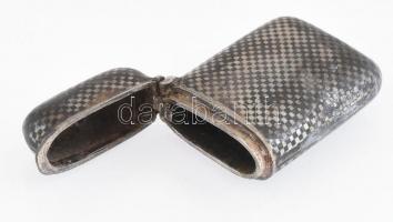 Ezüst (Ag) gyufatartó, niellózott, jelzés nélkül, 4,5x3cm, nettó: 22g