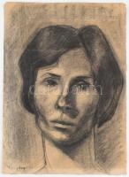 Czigány jelzéssel: Női portré. Szén, papír, kissé sérült (törésnyomokkal). 43x30,5 cm