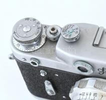 FED 3 szovjet fényképezőgép, eredeti bőr tokjában, kopott, nincs lipróbálva