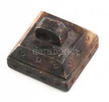 Kínai, faragott kő pecsétnyomó. 5,5x5,5 cm