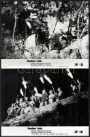 1988 ,,Kantoni futár című kínai film jelenetei és szereplői, 7 db vintage produkciós filmfotó, ezüstzselatinos fotópapíron, 18x24 cm