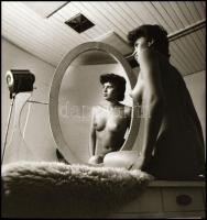 Menesdorfer Lajos (1941-2005) budapesti fotóművész hagyatékából, 5 db vintage NEGATÍV az aktfényképe...