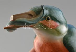 Herendi halat fogó madár, Kézzel festett. jelzett, sérült, hináyos. m: 12 cm