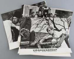 1969 ,,Virágvasárnap című magyar film jelenetei és szereplői, 13 db vintage produkciós filmfotó, ezüstzselatinos fotópapíron, 24x30 cm