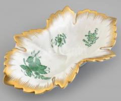 Herendi Apponyi mintás leveles tálka. Kézzel festett porcelán, jelzett, kopásnyomokkal, 15×9 cm.