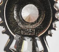 Ezüst(Ag) nyaklánc köves medállal, jelzett, h: 40 cm, bruttó: 8,4 g