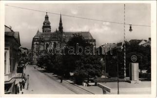 Kassa, Kosice; Szent Korona tér / square