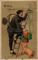 1915 Boldog Újévet! / New Year greeting art postcard with chimney sweeper, pig and clovers. litho (Rb)