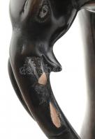 Olvashatatlan jelzéssel: Elefánt és pelikán. Faragott kő. Sérült. m:29cm