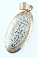 Ezüst (Ag) medál kövekkel gazdagon kirakva, jelzett, h: 3 cm, bruttó: 3,9 g