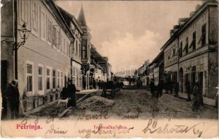 1905 Petrinya, Petrinja; Trgovacka ulica / utca / street (szakadás / tear)