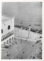 Pogány Frigyes: Terek és utcák művészete. Bp., 1960, Műszaki Könyvkiadó. Kiadói egészvászon kötés, k...