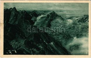 1930 Tátra, Magas-Tátra, Vysoké Tatry; Vyhlad so Slavkovskej stítu na sever / Aussicht von der Schlagendorfer Spitze nach Norden / Kilátás a Nagyszalóki-csúcsról / mountain peaks (Rb)