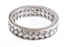 Ezüst(Ag) kövekkel gazdagon kirakott gyűrű, jelzett, méret: 56, bruttó: 4,4 g