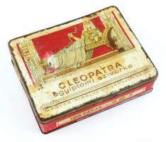 cca 1930 Kleopatra régi fém cigarettás doboz kopott 14x11 cm.