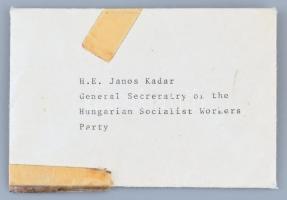 Török díszváza, kézzel festett porcelán, jelzés nélkül, m: 49,5cm. A tétel szerepelt a Műgyűjtők Gal...