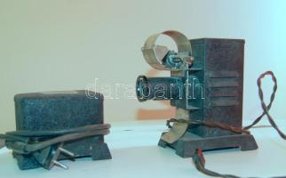 Régi diavetítő trafóval, szépítésre szorul