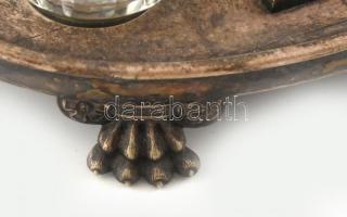 Figurális fűszertartó: Viktoriánus cipő pucoló, jelzett: angol lajstrom jellel, ezüstözött alpakka, ...