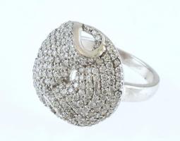 Ezüst(Ag) modern gyűrű, jelzett, kőhiánnyal, méret: 55, bruttó: 6,8 g
