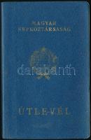 1973 Magyar Népköztársaság által kiállított fényképes útlevél több kanadai és amerikai vízummal