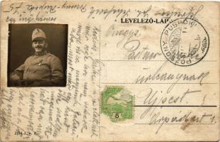 Pozsony, Pressburg, Bratislava; látkép, rakpart, vár. Hátoldalra ragasztott fénykép egy K.u.K. katon...