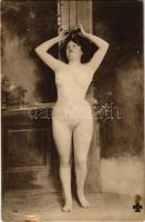 Erotikus meztelen hölgy / Erotic nude lady (fl)
