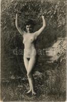 Erotikus meztelen hölgy / Erotic nude lady. Künstler Akt-Studie (non PC) (fl)