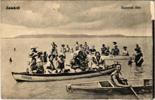 1919 Zamárdi, Balatoni élet, fürdőzők, Tarics és Manczi evezős csónakok. Polonyi István kiadása (EB)