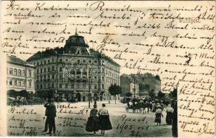 1905 Budapest II. Széna tér, gyógyszertár, hintók, üzletek, Gizella kávéház (EK)