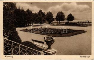 1943 Keszthely, park (EK) + "M. KIR. 525. HADIKÓRHÁZ PARANCSNOKSÁGA" bélyegző