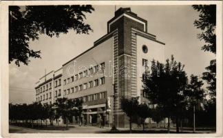 1943 Újvidék, Novi Sad; Munkás kamara / chamber of labor