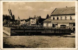 1941 Kovászna, Covasna; Pokolsár gyógyfürdő, Országzászló. Lapikás Béla kiadása / spa, bath, Hungarian flag (EK)