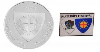 1998. "Páneurópa Fesztivál" peremen jelzett Ag emlékérem dísztokban (31,18g/0.925/42,5mm) + műgyantás fém jelvény hátlapon "Őstörténeti Kutató és Kiadó Kft. és Tradorg-E Kft." jelzéssel (21x29mm) T:1