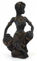 Afrikai akt, műgyanta figura, kis kopásnyomokkal, m: 20 cm