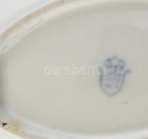 Kék-fehér német porcelán tál, matricás, jelzett, kis kopásnyomokkal, lepattanással, 26×12,5 cm