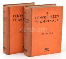 Hevesy Iván: A fényképezés technikája. I-II. kötet. Fényképezési kézikönyv kezdőknek és haladóknak. 350 képpel. (170 rajz, 180 fénykép) táblázatokkal és receptekkel. I. kötet: A felvétel. II. kötet: A felvétel kidolgozása. Kálmán Kára rajzaival. Bp.,é.n.,Hatschek és Farkas (HAFA),(Antiqua-ny.), 520; 511+1 p. Hetedik, bővített és átdolgozott kiadás. Fekete-fehér fotókkal illusztrált. Kiadói félvászon-kötés,kissé foltos, kissé kopott borítókkal, kopott gerincekkel, a II. kötet kötése kissé sérült. Rendkívül részletes fotózás az analóg fotózás szerelmeseinek.