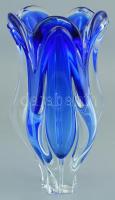 Cseh kék üveg váza, retró, kopásnyomokkal, m: 28 cm