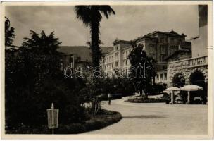 1939 Abbazia, Opatija; Hotel Regina (szakadás / tear)