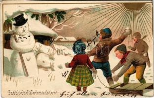 1906 Fröhliche Weihnachten! / Christmas greeting art postcard, snowball fight, children with snowman, sled. Emb. litho (vágott / cut)