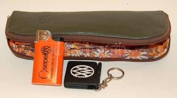 Csepel Művek tétel, benne: öngyújtó, mérőszalagos kulcstartó illetve egy bőrtokban hordható vászonszatyor