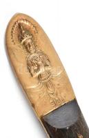 Tálaló villa, réz, szaru berakással, Buddha Mucalinda ábrázolással, jelzett: Siam, kopásnyomokkal, h...