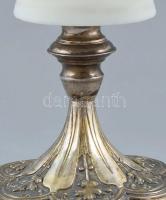 Ezüst (Ag) szecessziós gyümölcskínbáló, rajta fújt, halvány zöldes, fodros überfangglas, öblében zom...