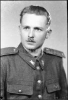 cca 1948 és 1960 között készült katonai portrék, a kiskunfélegyházi Marika fotó műterem hagyatékából...