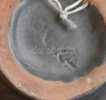Retró színes mázas nagyméretű kerámia falitál, Mónika jelzéssel, kis kopással, d: 36 cm