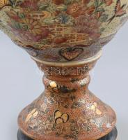 Japán, szatcuma jellegű fedeles urnaváza, kézzel festett, jelzett, m:38cm