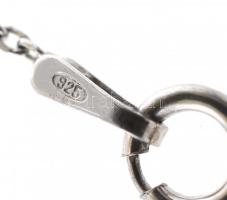 Ezüst(Ag) nyaklánc nyers rubin köves medállal, jelzett, h: 42 cm, bruttó: 6,3 g