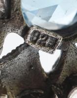 Ezüst(Ag) nyaklánc kék köves medállal, jelzett, h: 42 cm, bruttó: 7,7 g