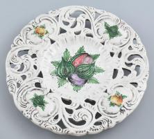 Bassano olasz porcelán áttört dísztányér Kézzel festett, jelzett, kopásokkal. d: 29 cm