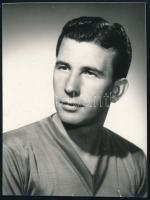 Zakariás József (1924-1971) olimpiai bajnok labdarúgó, edző, az Aranycsapat tagja által írt sajátkez...